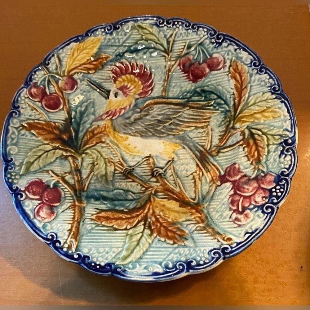 Antique Majolica Wasmuel Birds Grapes Round Decorative Plate Multicolor Bird Art